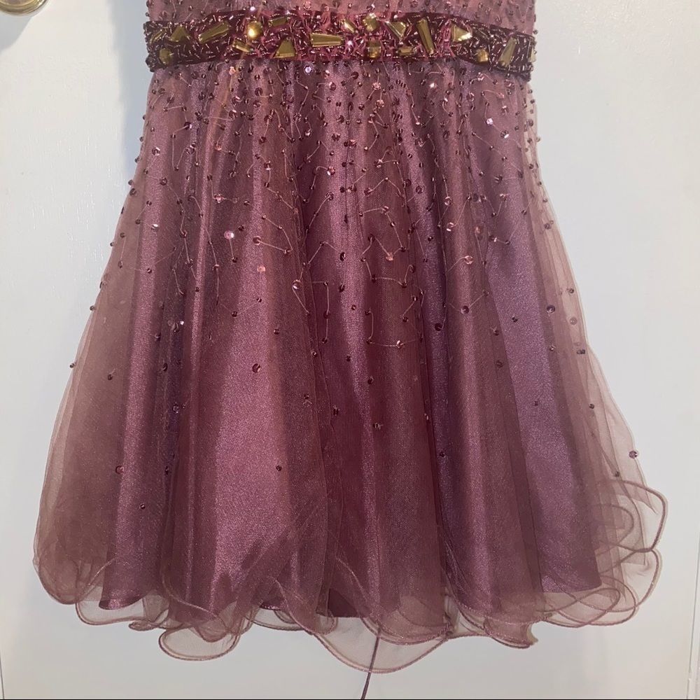 Dave & Johnny Semi Formal Dress - Picture 5 of 7